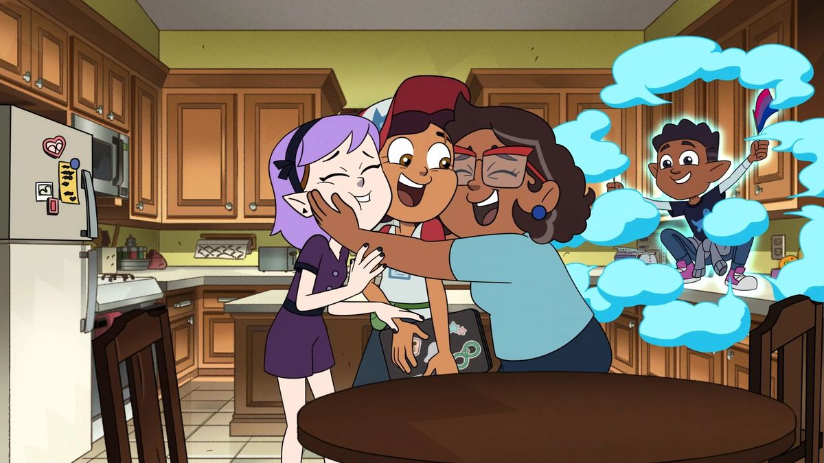 Camila abbraccia Luz e Amity mentre Gus fa esplodere illusioni nello spettacolo animato The Owl House.