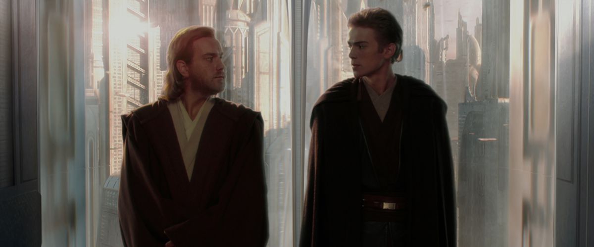 Obi-Wan e Anakin si scambiano uno sguardo in Star Wars: L'attacco dei cloni