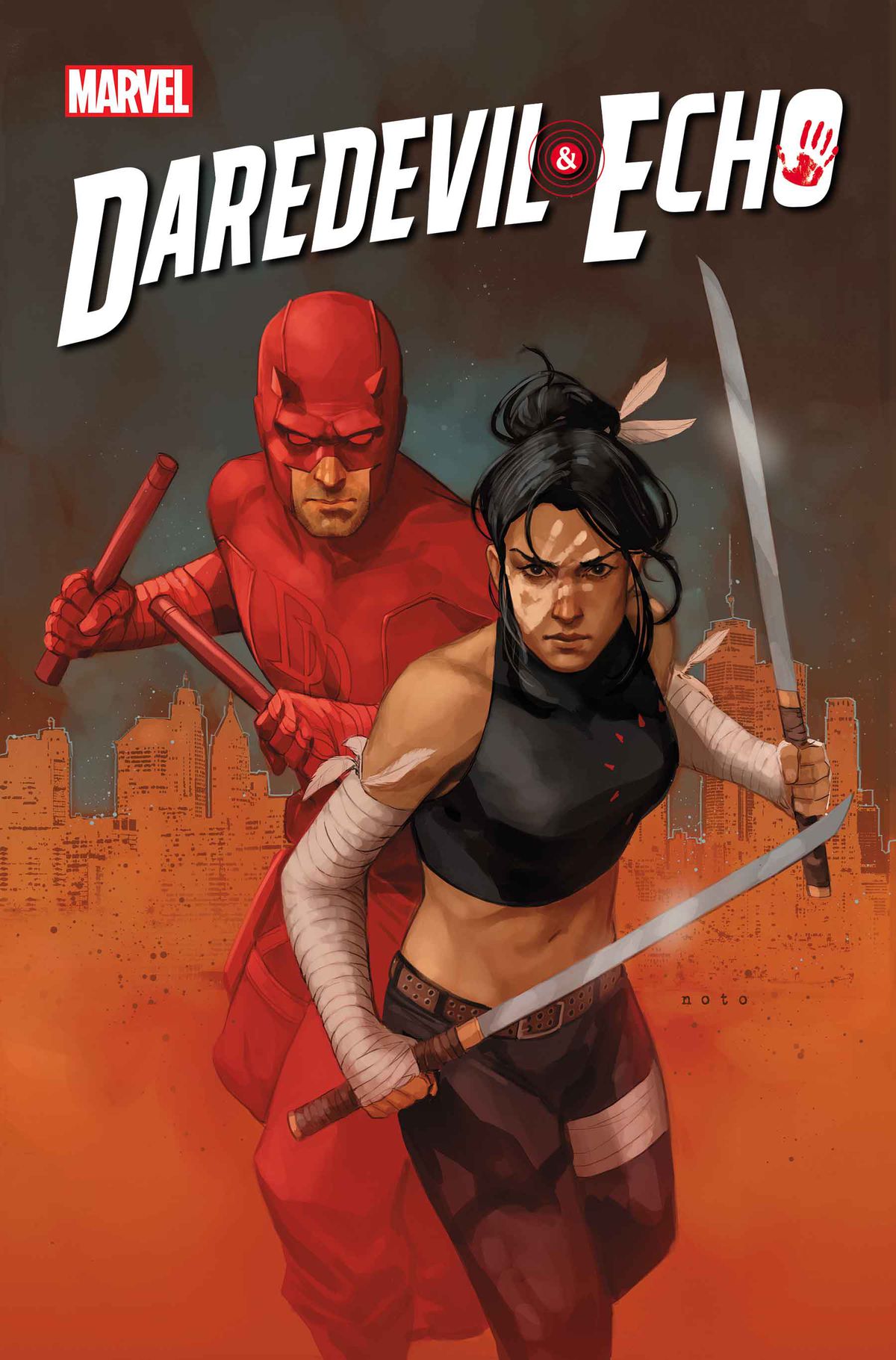 Daredevil alza i suoi manganelli rossi ed Echo alza due spade sulla copertina di Daredevil & Echo #1