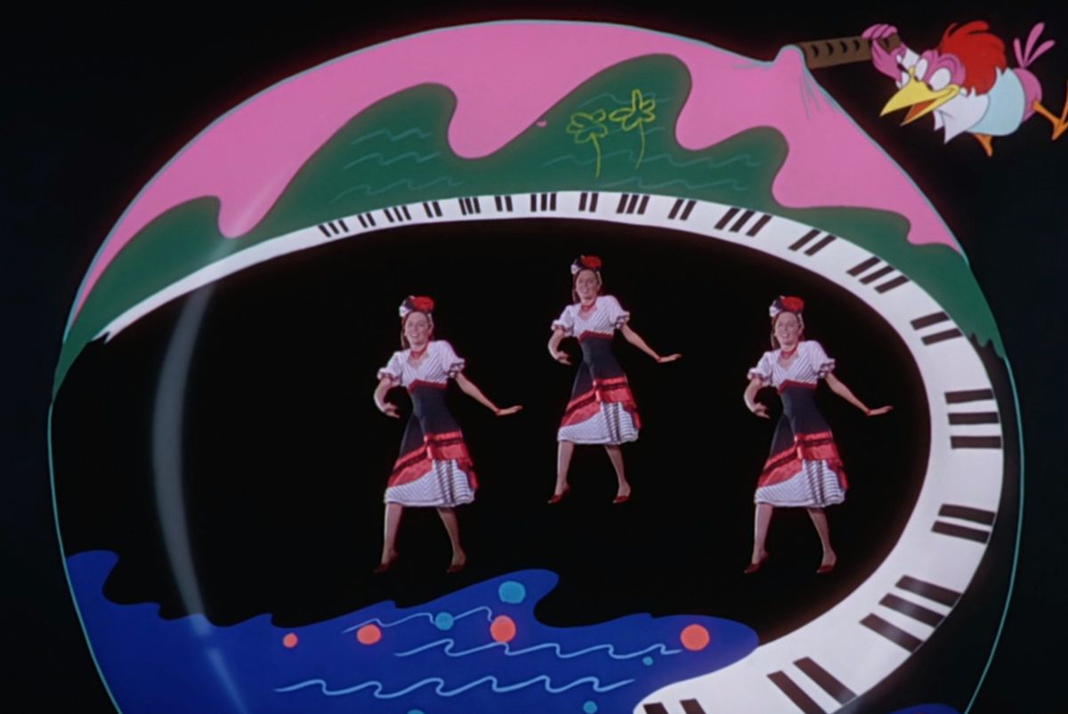 L'Aracuan Bird - un uccello cartone animato con un cappello luminoso di piume rosse - si libra sopra una bolla animata astratta piena di acqua stilizzata e tasti di un pianoforte, e tre immagini della musicista Ethel Smith che balla la samba in un costume latinoamericano