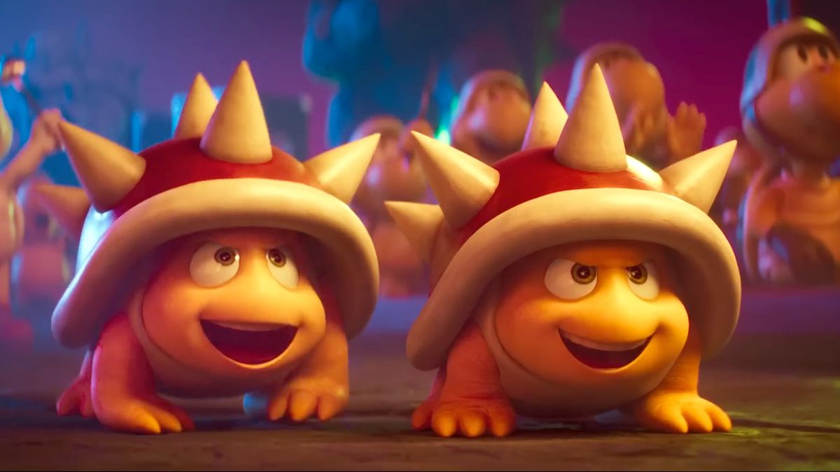 Due Spiny sorridenti fissano Bowser in un fotogramma del film di Super Mario Bros.