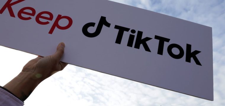 Le ragazze adolescenti non hanno bisogno di essere protette da TikTok: sono TikTok