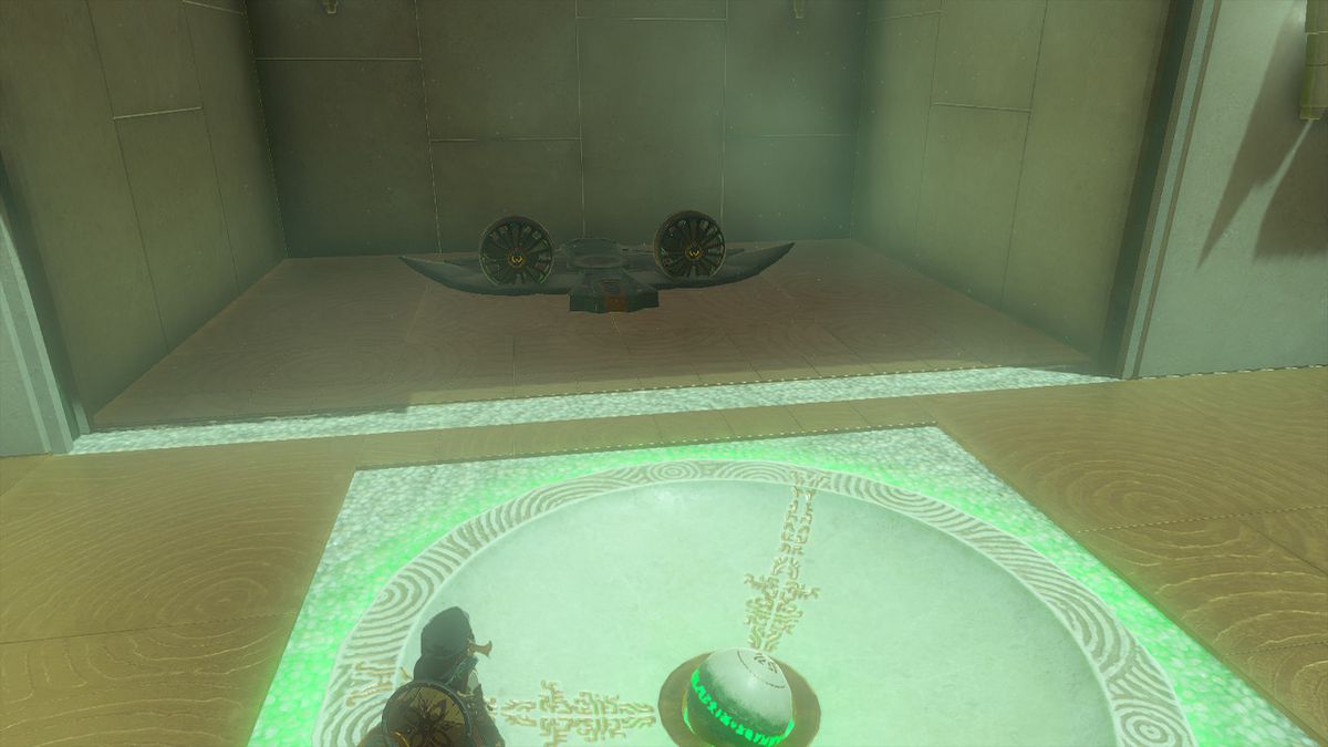 Link fissa un'ala con due ventagli sopra nel Santuario di Orochium in Zelda Tears of the Kingdom.