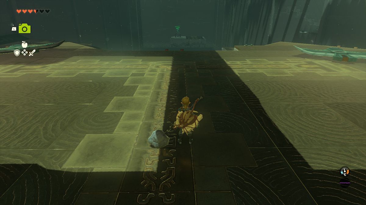 Link si trova vicino a due ali del Santuario Jirutagumac in Zelda Tears of the Kingdom.
