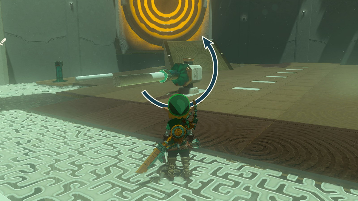 Link in piedi di fronte a un flipper, aggeggio di flipper nel Santuario Mayachin in Zelda: Tears of the Kingdom