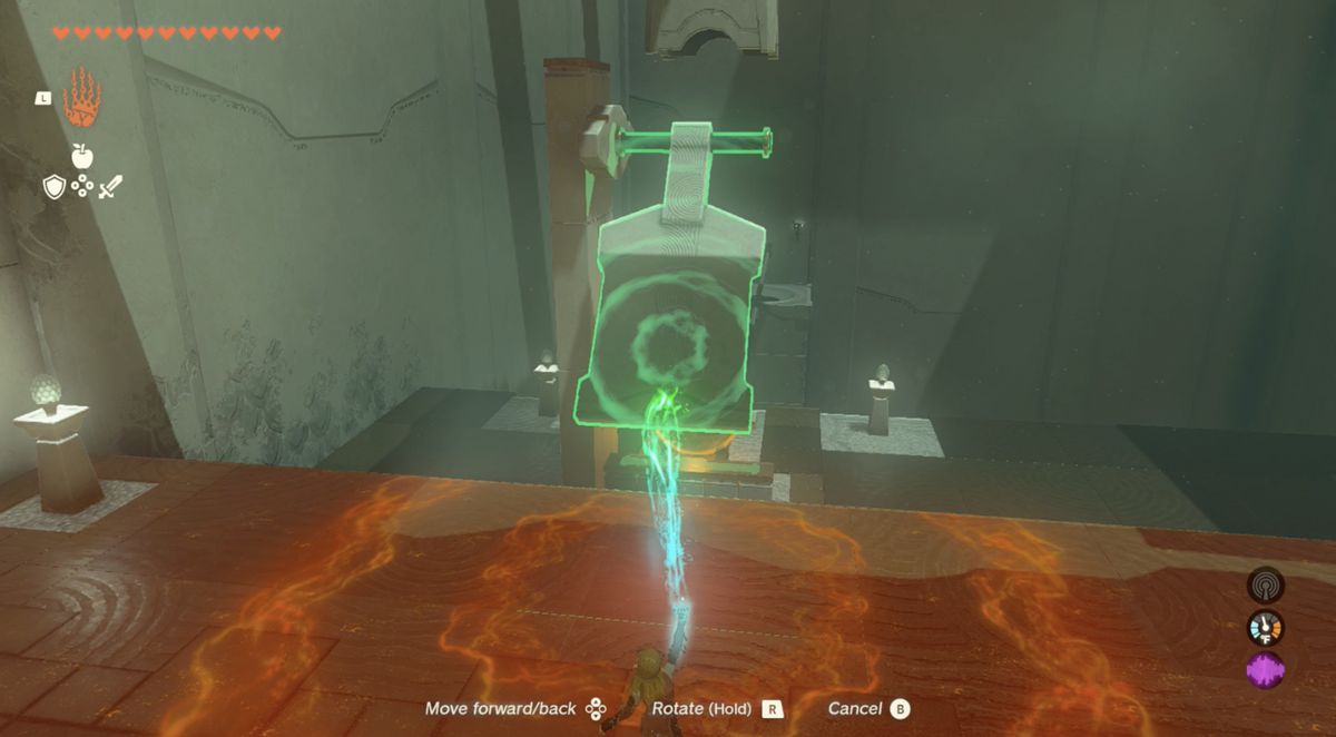 Link solleva uno schiaffo di pietra nel santuario di Utsushok in Zelda: Tears of the Kingdom