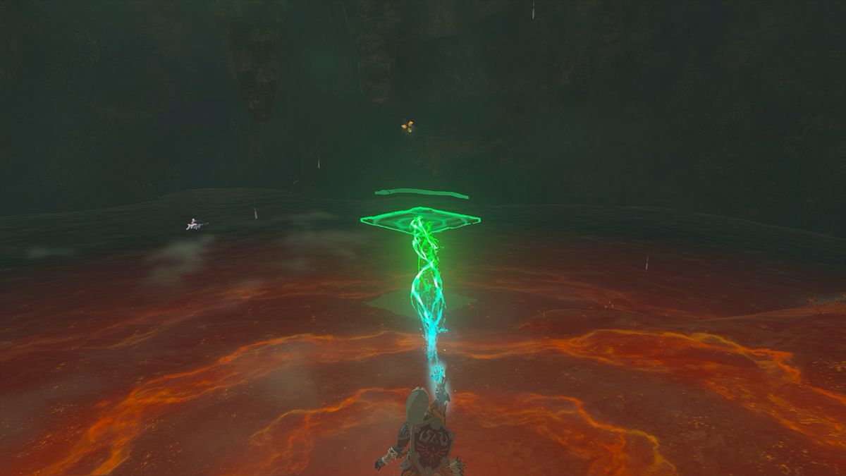 Posizionando un pallet di legno sull'acqua nella grotta del Monte Dunsel per raggiungere il Santuario Bamitok in The Legend of Zelda: Tears of the Kingdom