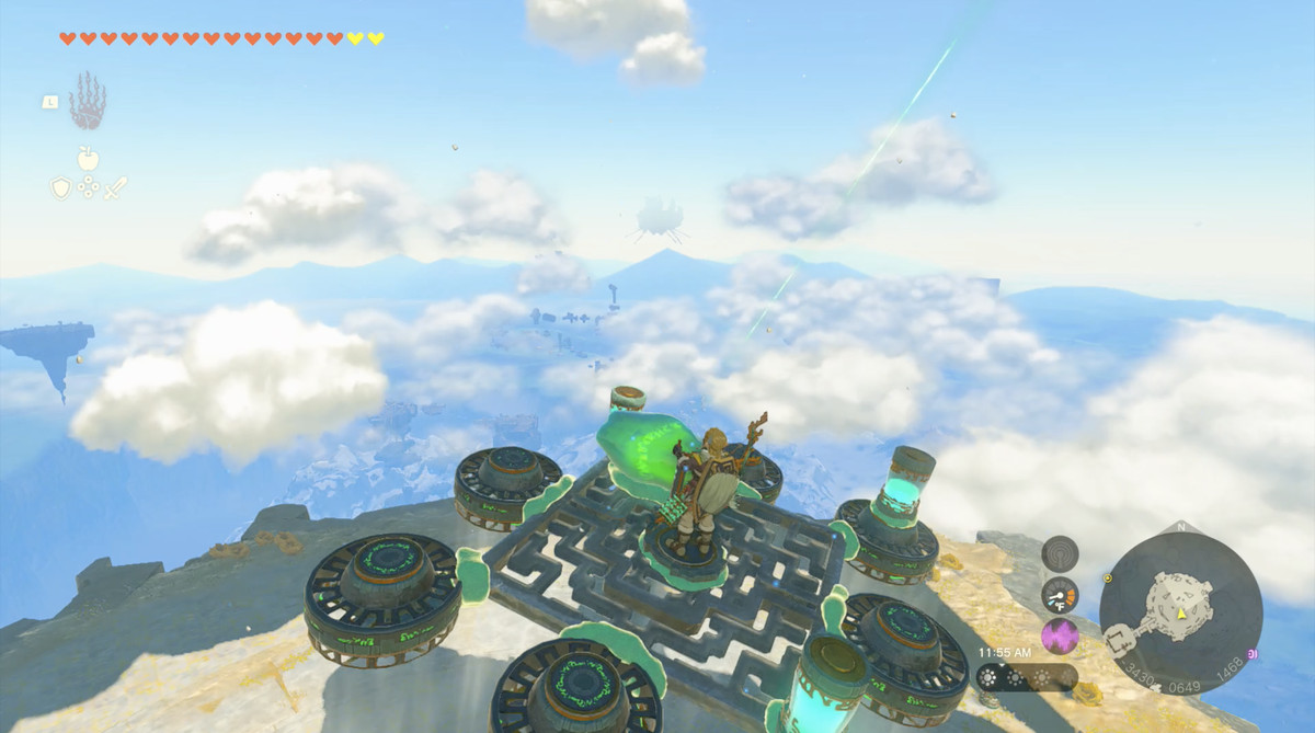 Link pilota un hovercraft modificato in The Legend of Zelda: Tears of the Kingdom.  È progettato per riportare una roccia verde brillante all'ingresso del santuario.  Ci sono sei ventole e tre batterie e sta volando verso l'alto.