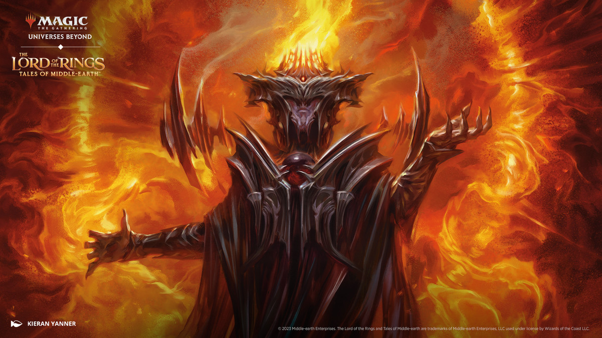 Un'immagine di Sauron nel set LOTR di Magic: The Gathering, Il Signore degli Anelli: I racconti della Terra di Mezzo.  Appare con un corpo ammantato scuro e il suo aspetto oscuro contrasta con i fuochi che si estendono dietro di lui.