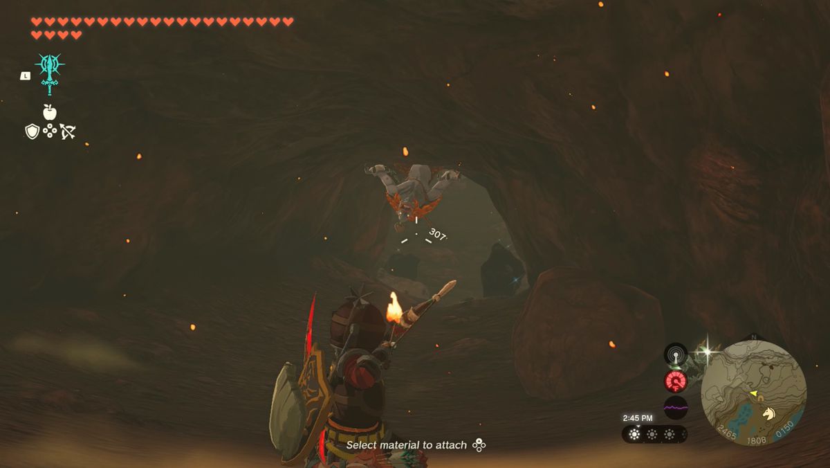Link scocca una freccia contro un Horriblin nella grotta del lago Intenoch verso il santuario di Moshapin in Zelda: Tears of the Kingdom