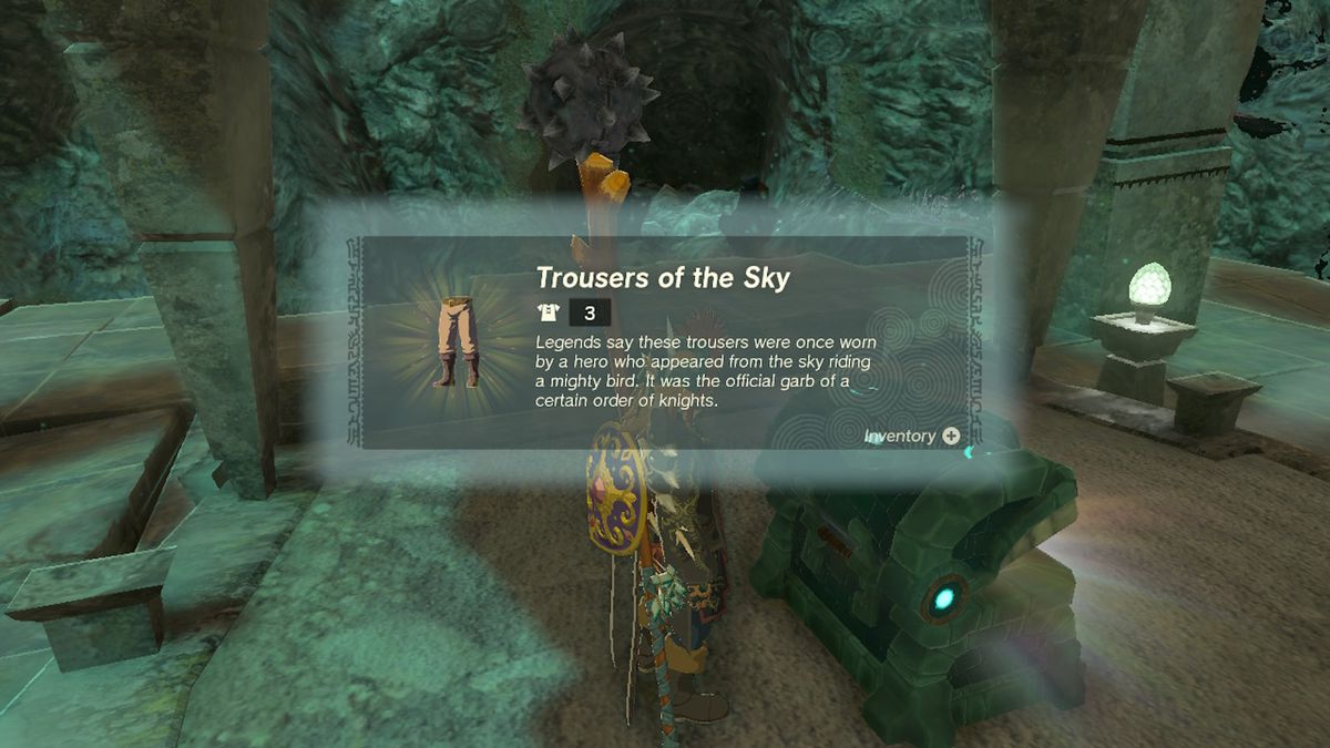 Link apre una cassa contenente i Pantaloni del cielo in Zelda Tears of the Kingdom.